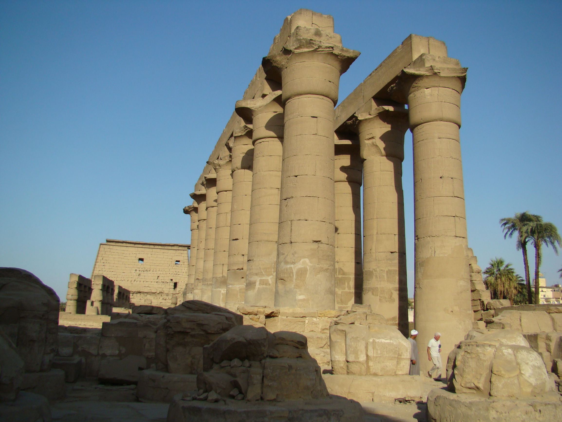 埃及三大著名的金字塔,埃及金字塔探秘纪录片