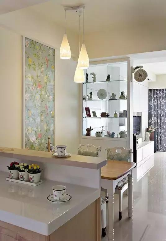 收纳兼顾的电视背景墙,收纳柜和电视背景墙组合