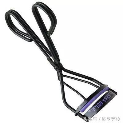 简单化妆必备化妆品,化妆初学者必备化妆品购买清单