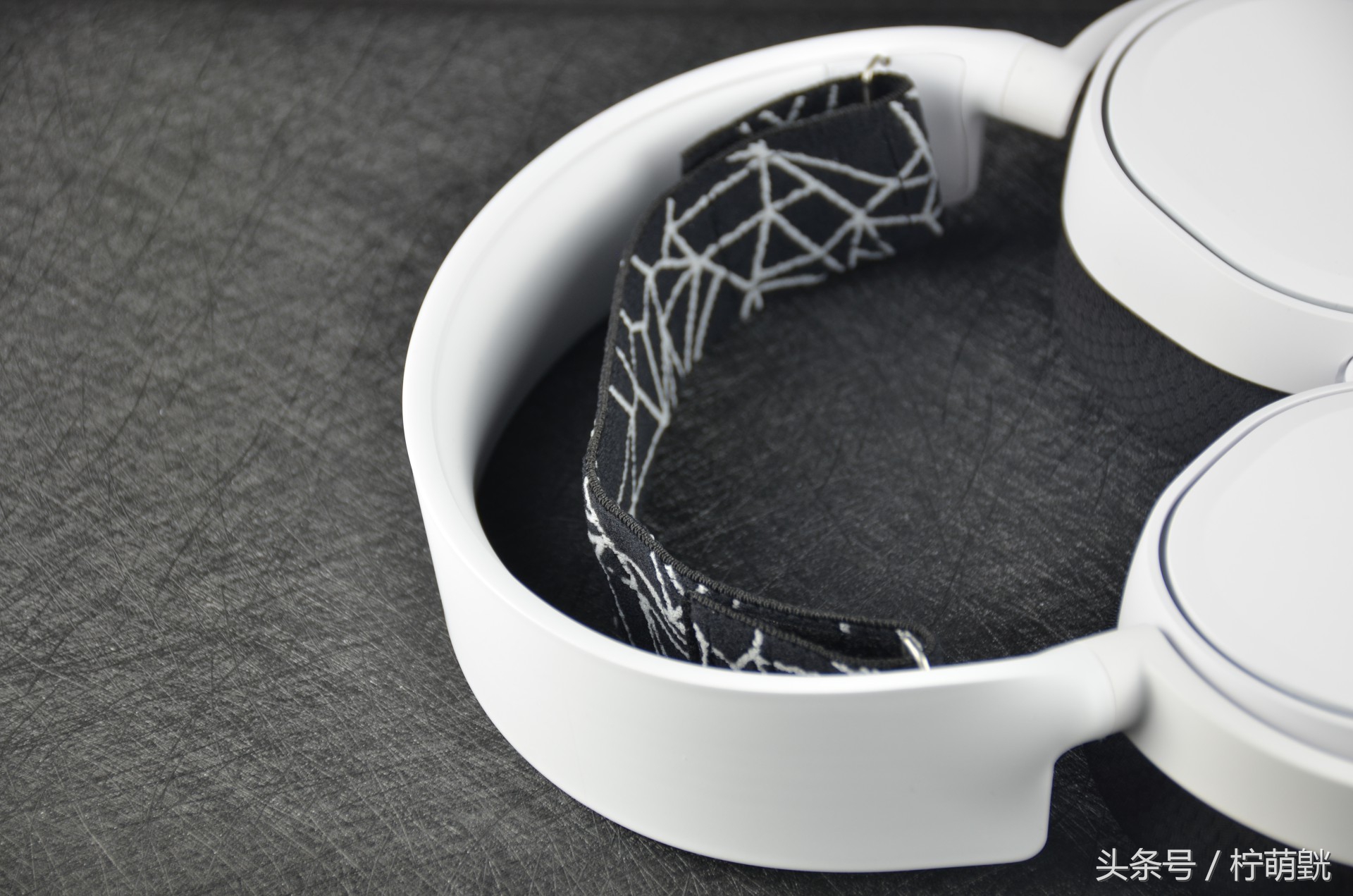 赛睿arctisprime耳机测评,赛睿arctis寒冰5头戴式有线耳机