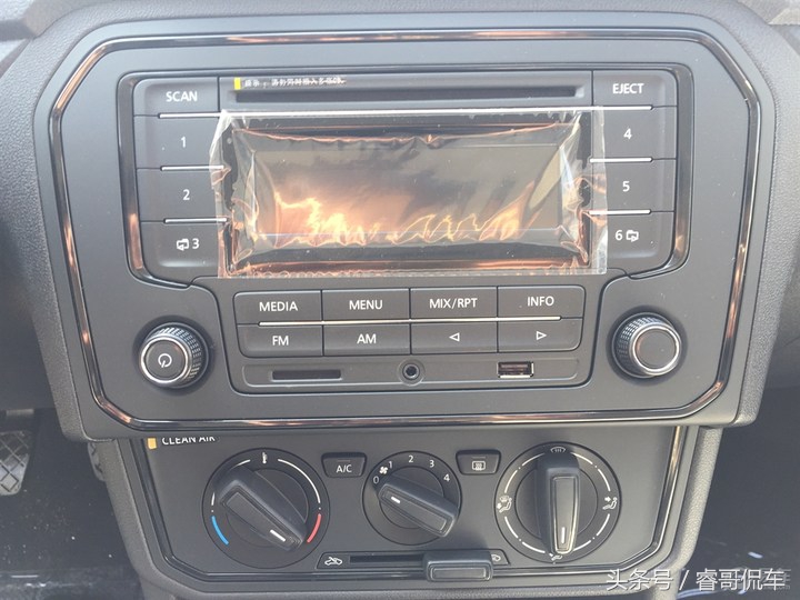 小伙买十万元二手车,小伙几千块钱买二手车