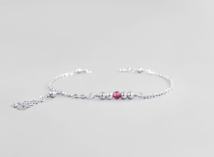 休闲潮流风搭配饰品,时尚饰品有哪些风格