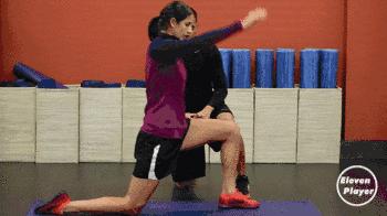 足球运动员健身的训练方法,足球拉伸训练100个经典动作