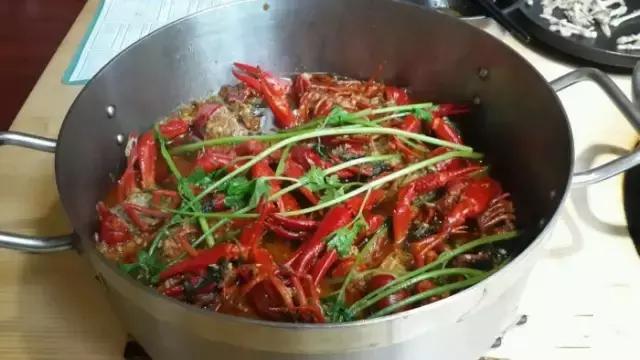 广州小龙虾视频,广州哪里买鲜活小龙虾