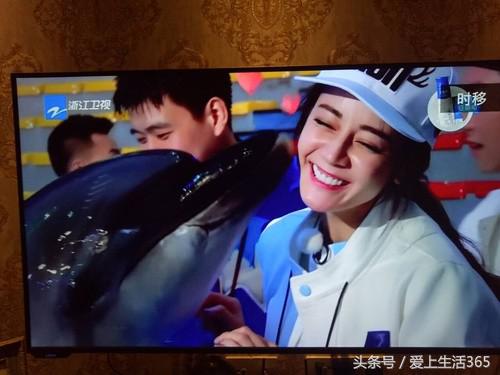 鹿晗粉丝疯狂举动,鹿晗被粉丝强势表白