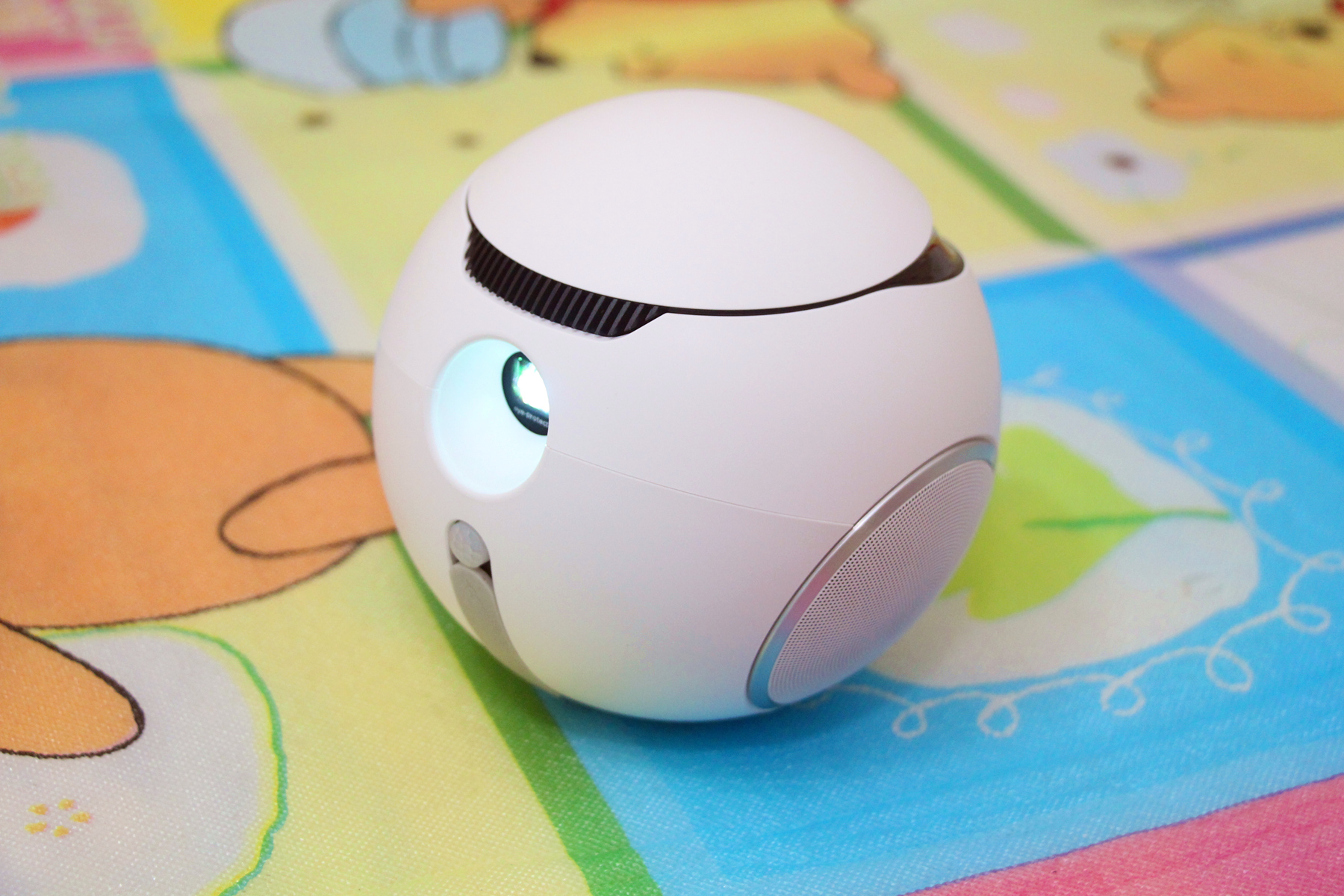 极米超薄无屏电视,极米3d无屏电视怎么样