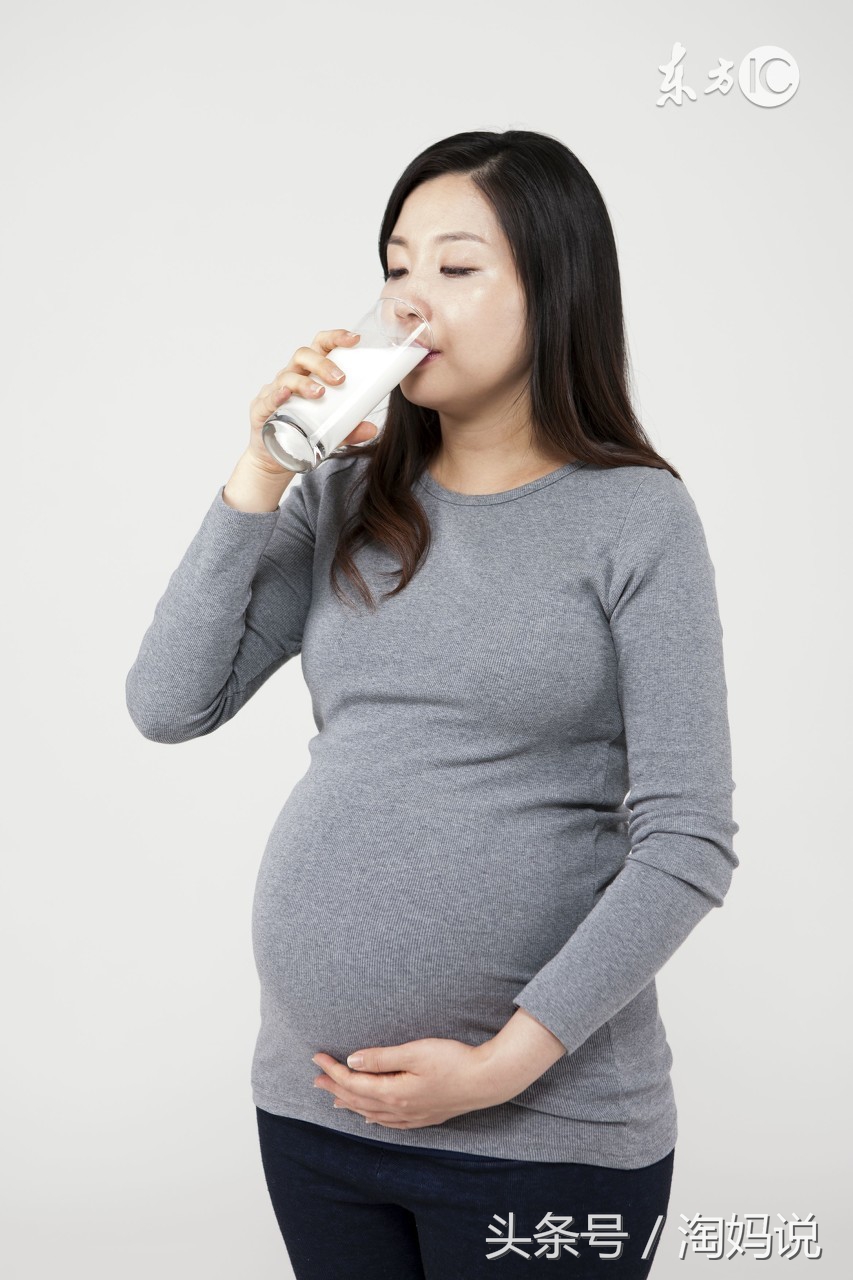 胎宝宝总是踢膀胱是怎么回事,胎宝宝踢妈妈膀胱会尿急么