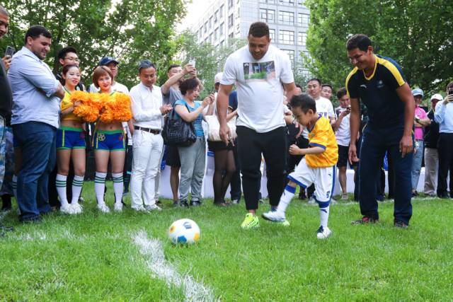 罗纳尔多国际足球学院,罗纳尔多四川的足球学校