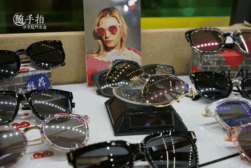 高层写字楼观景阳台 (高端写字楼空中花园观景台)