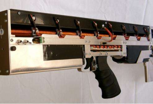 人类能发明带电的电磁炮吗,人体超电磁炮可能实现吗