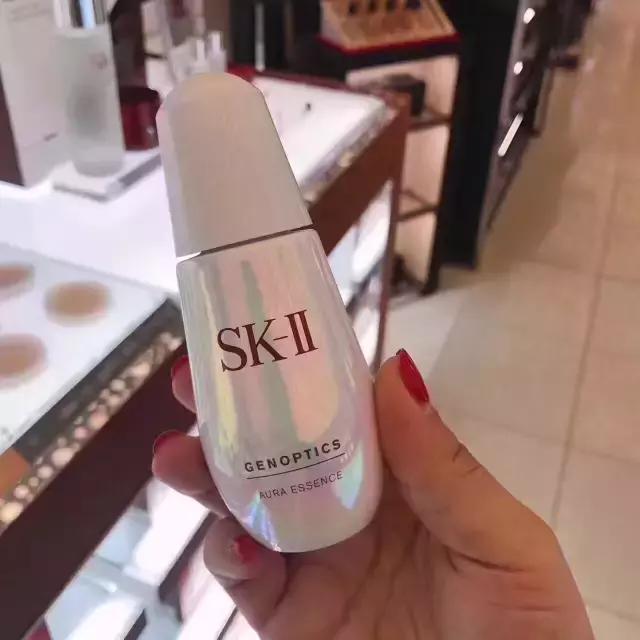 skii小灯泡美白淡斑精华测评,skii小灯泡美白精华75ml