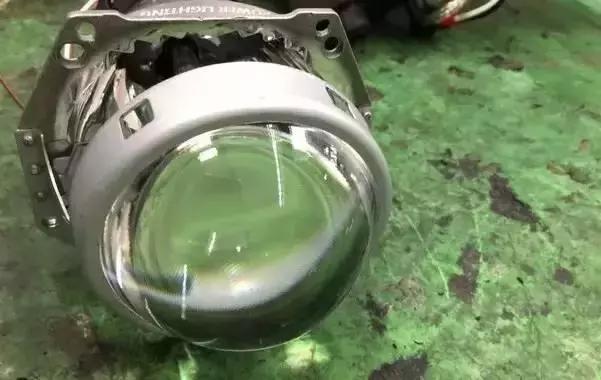 汽车大灯知识介绍图解卡通,关于汽车大灯的知识有哪些