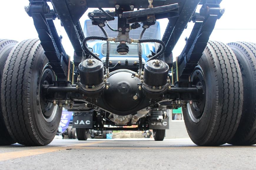 轻卡气刹可以修吗,轻卡气刹漏气怎么修