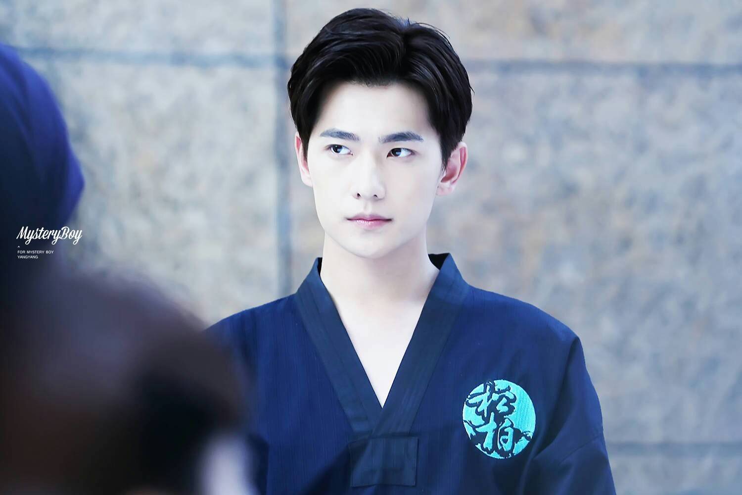 青春泣血,那些年让人感动到心疼的男主角