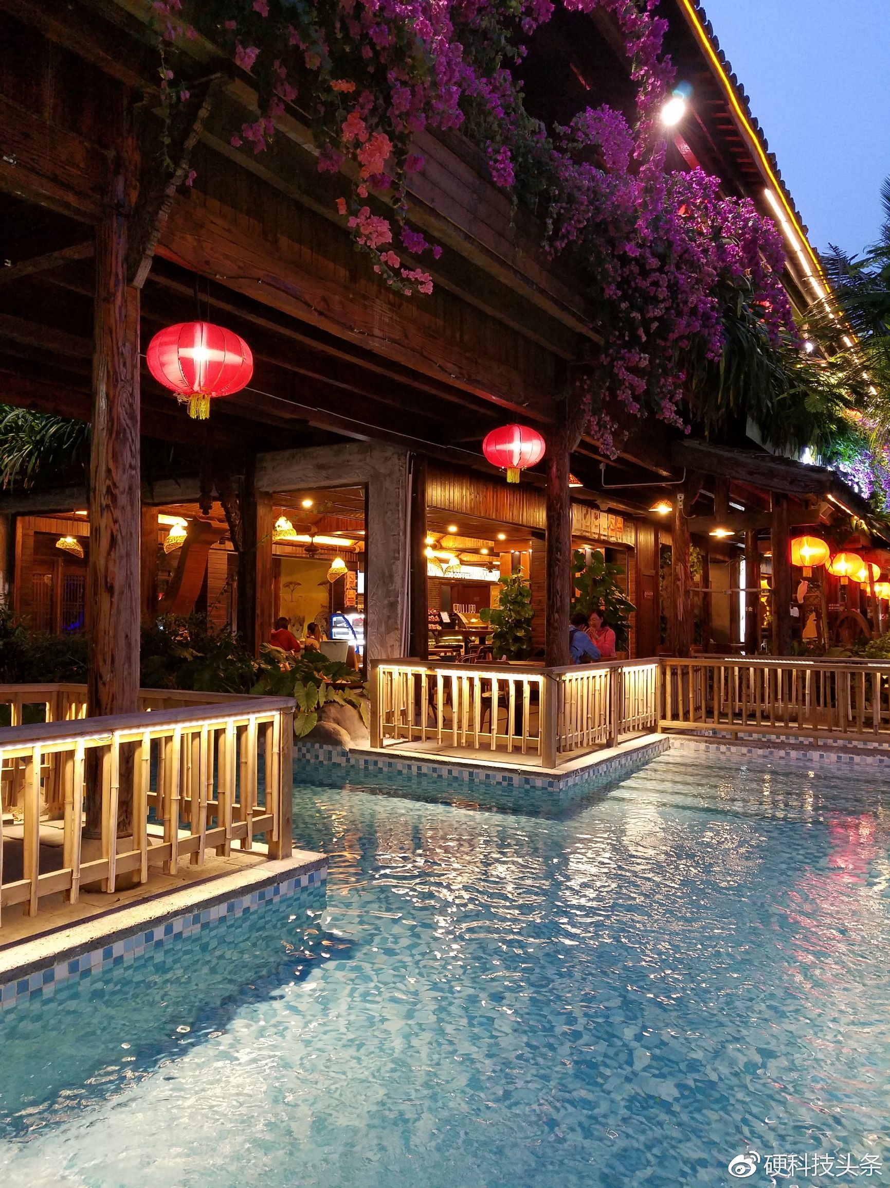 三星盖乐世s8安卓9,安卓阵营体验最好的手机