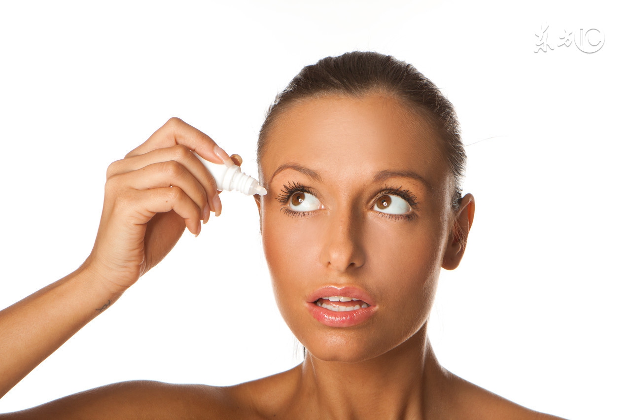 皮肤干燥怎么补水医生推荐,身体干燥如何食疗补水效果好