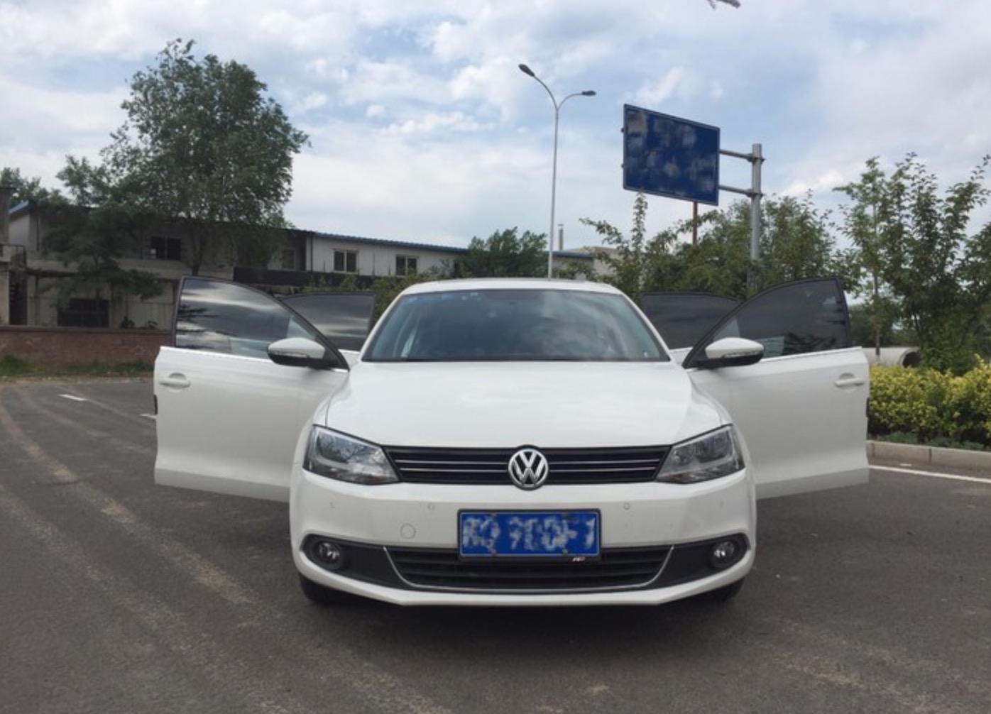 大众速腾4年跑了6万公里,速腾3年60000公里保养