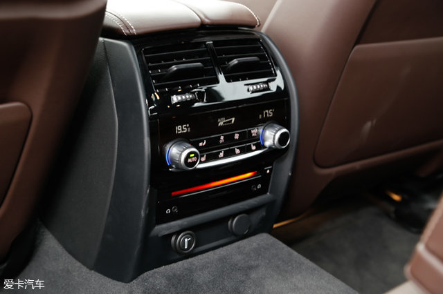 宝马530li尊享m运动版测试,宝马530lixdrive豪华版试驾