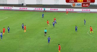 热身赛邓涵文“梅开二度”中国男足8-1菲律宾