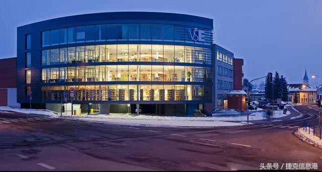 布拉格大学商学院,东欧最好的大学