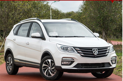 宝骏330发动机舱图解,最新款宝骏汽车330试驾视频