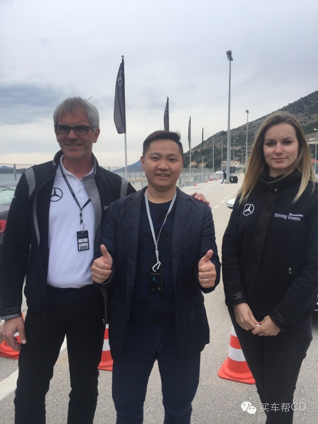 一个奔驰经销商的“心所向驰以恒”解读专访乐山华星锦业总经理李飞