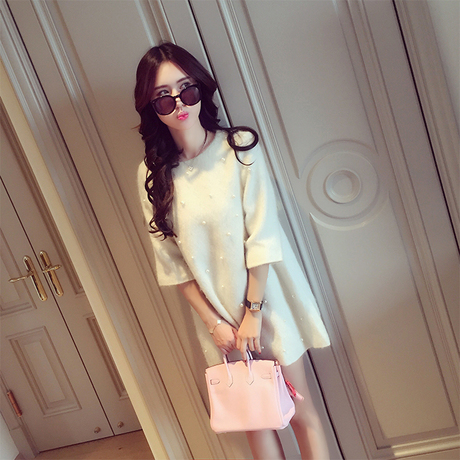 时尚年轻连衣裙女人味十足 (韩版青春连衣裙)