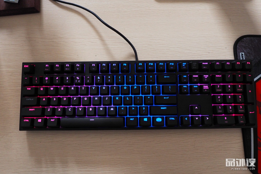 酷冷至尊烈焰枪xtv2机械键盘,酷冷至尊烈焰枪108