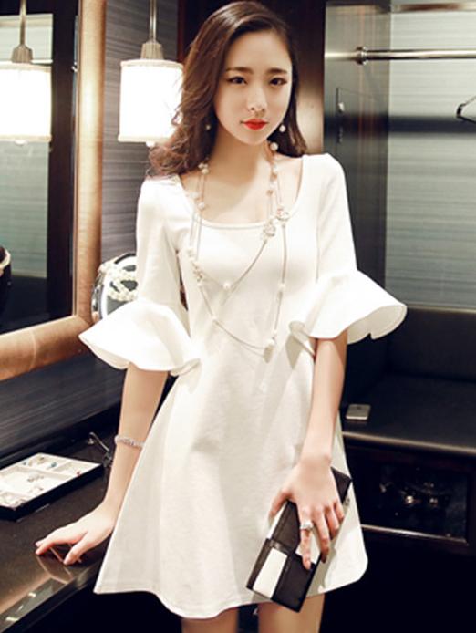 裙边连衣裙,女士连衣裙裙边带花苞