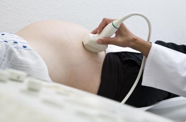 顺产就那么难吗,顺产侧切是经常发生的事吗