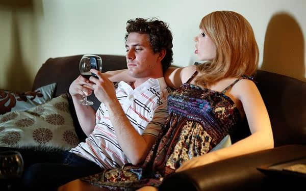 会拍手机器人,会响的机器人