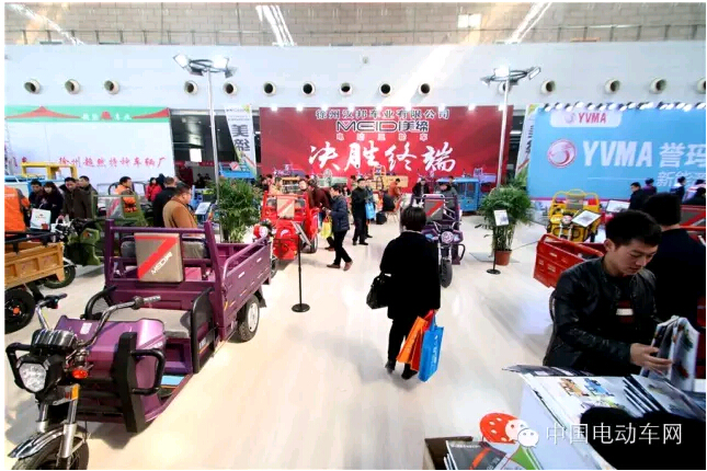 广角镜头——猛戳链接就能换个姿势看徐州展会！