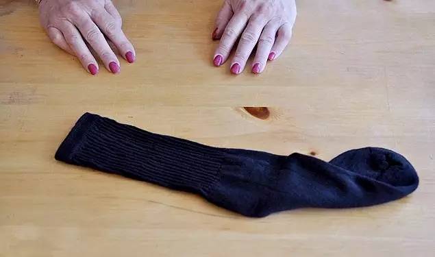 鞋子放的时间长了有异味怎么办,新鞋子有刺鼻异味怎么快速去除