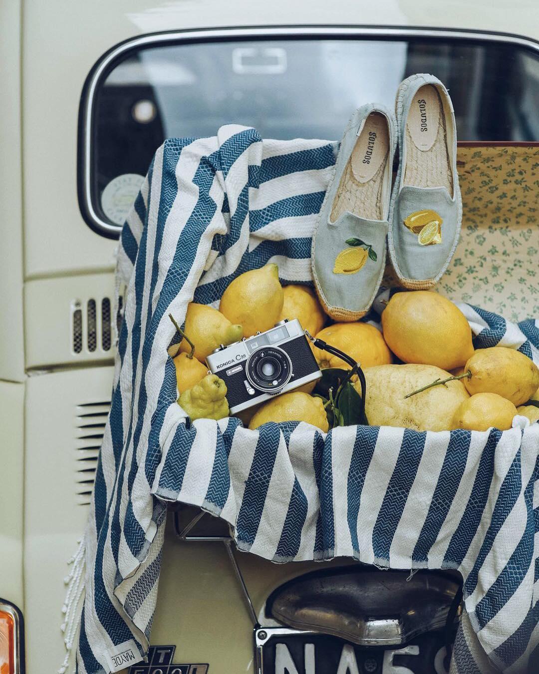 鞋柜必备这4双小白鞋百搭又时髦,鞋柜必备百搭又白菜的鞋