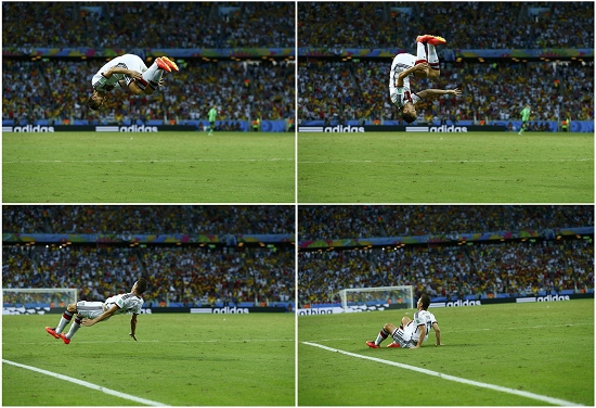 足坛经典空翻克洛泽,世界杯足球场上感动瞬间