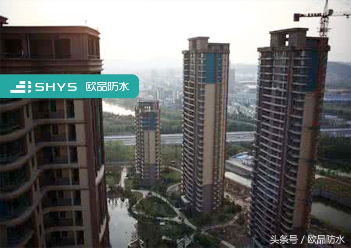 买房顶楼防水怎么做最好,买房买顶层怎么预防漏水