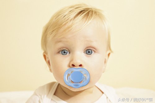 一个妙招帮宝宝戒掉安抚奶嘴,怎么才能让宝宝戒掉安抚奶嘴