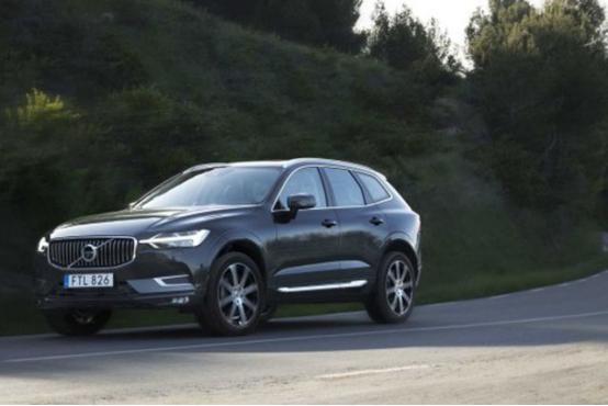 豪华车秒杀bba视频,内饰堪比bba新宝骏rm5简直要逆天