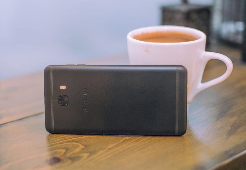 攀登手机拍照高峰,6英寸1080大屏,让你玩到爽