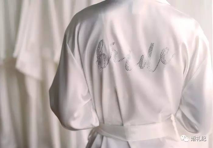 200元左右的女人衣服,200元以上女士服装