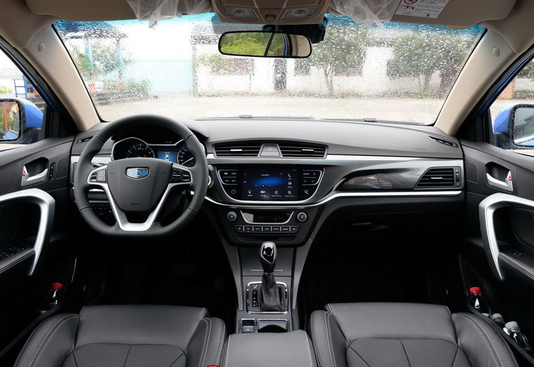 吉利帝豪长安逸动艾瑞泽5哪个好,纠结帝豪和迈巴赫