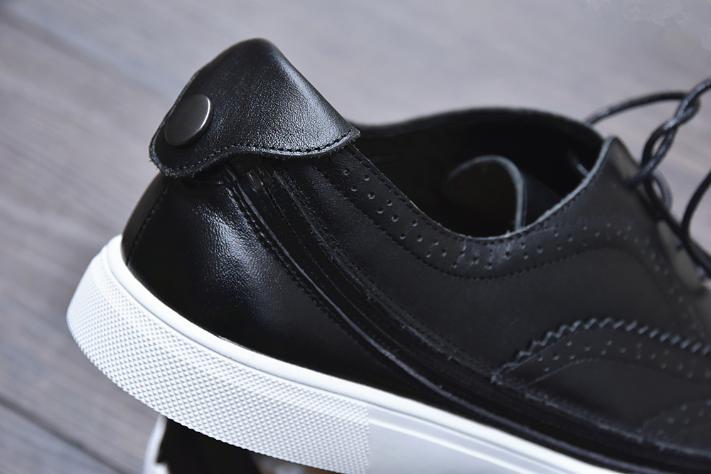 科技感十足的鞋子非常炫酷,科技感很强的鞋设计图