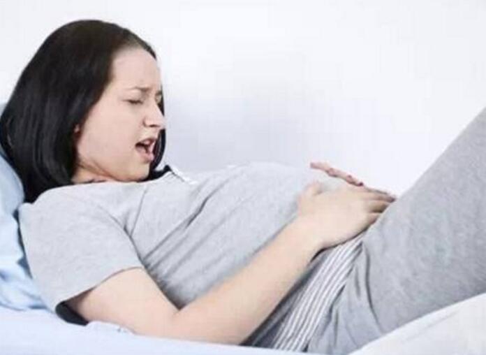 怀孕女子去做产检结果要生了,女子怀孕五个月去医院做产检