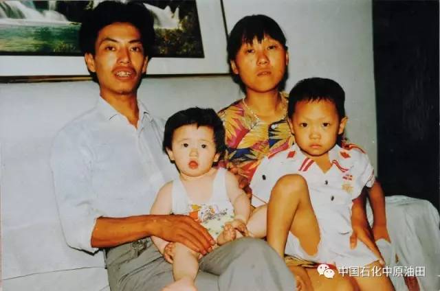 油田老照片,曾经有上万人居住的地方