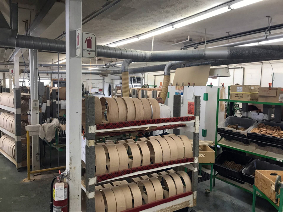 极速快报:弘力乐器2017加拿大Godin吉他工厂参观第一天