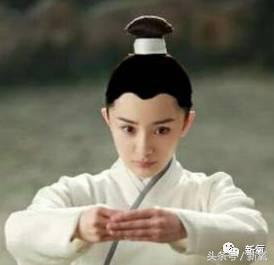 杨幂发际线还会回归吗,杨幂发际线秃到后脑勺