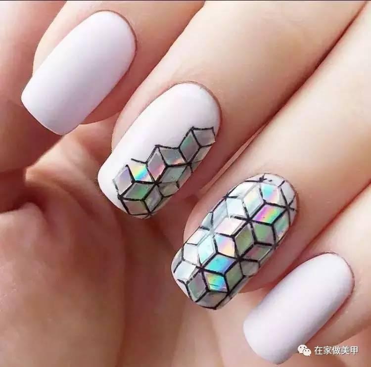 玛塔龟指甲断了,玛蒂折断手指