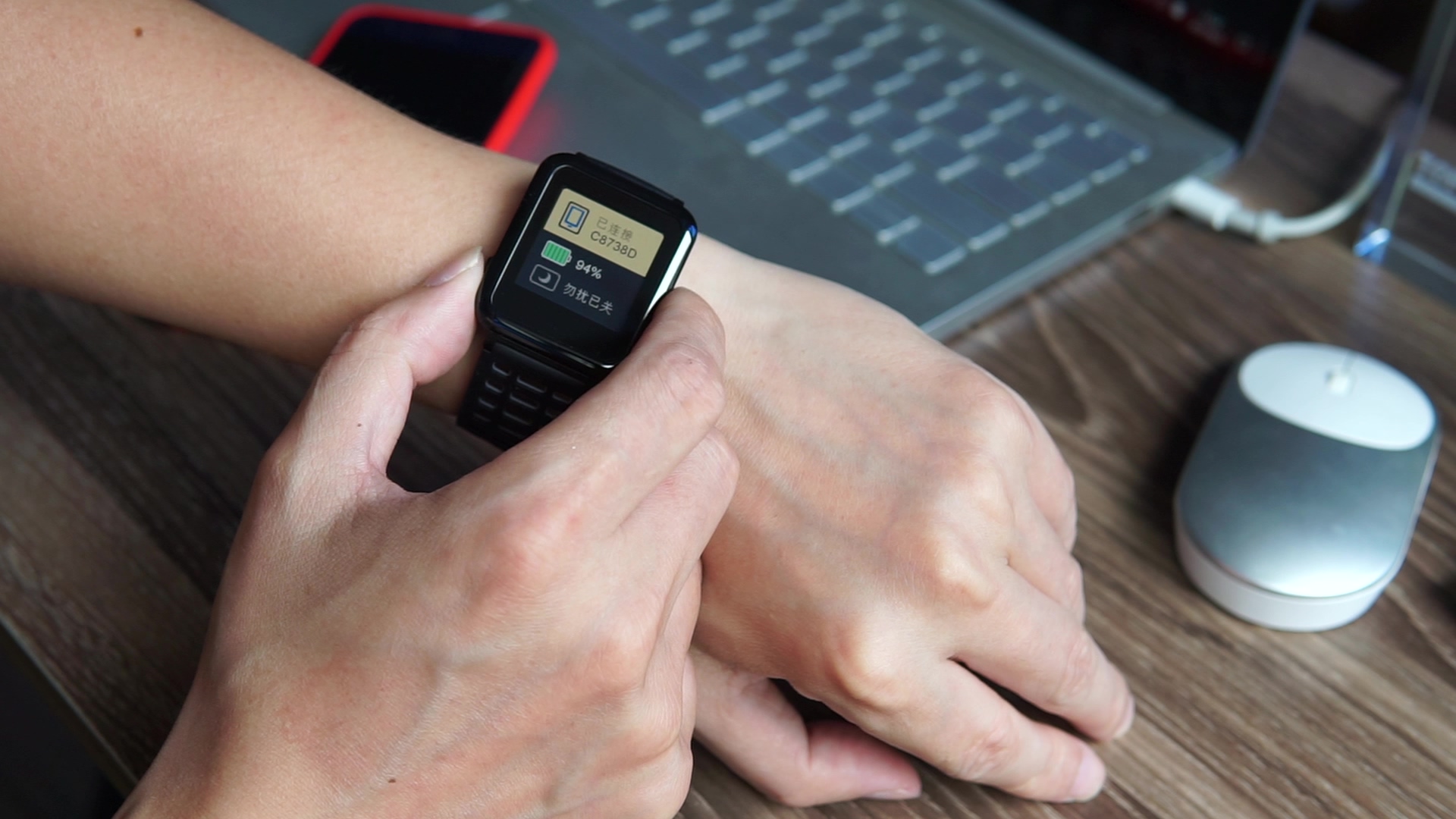 唯乐小黑4智能手表,唯乐小黑3手表测评