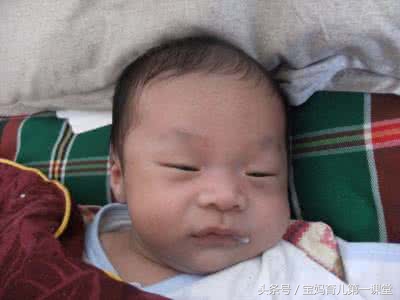 宝宝漾奶严重怎么办,两个月的孩子漾奶严重怎么办