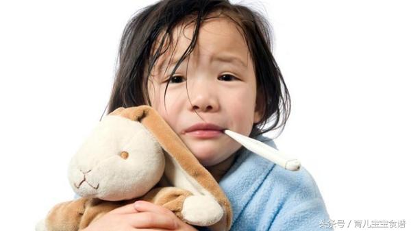 宝宝发烧不用慌简单几招就搞定,6个月的婴儿发热的物理退热方法